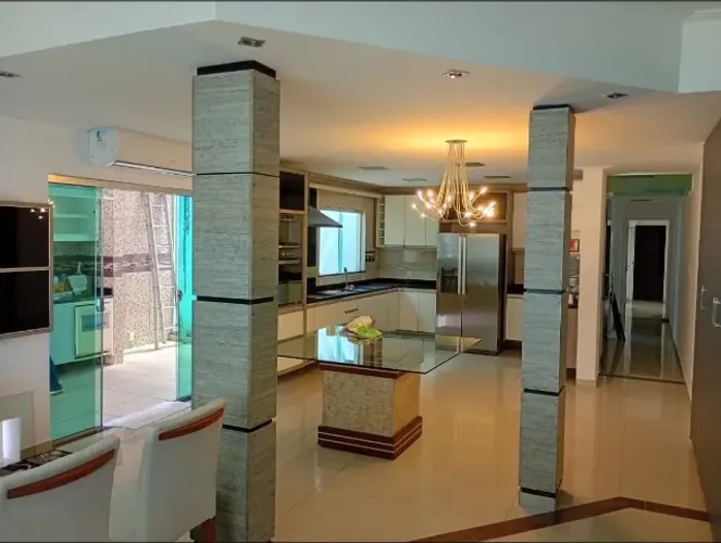 Casa Fino Acabamento Semi Mobiliada c/ 2 Suítes e Placa Solar no Conjunto Ica 