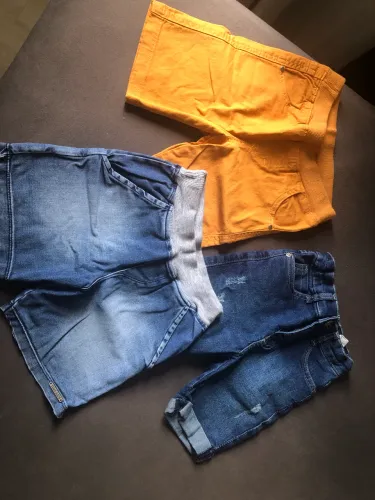 Vendo bermudas e calça jeans menino