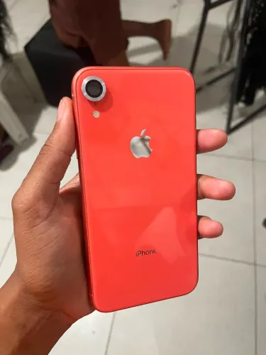 iPhone XR 