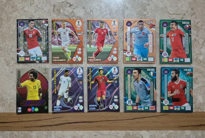 Cards adrenalyn brilhantes copa 2018