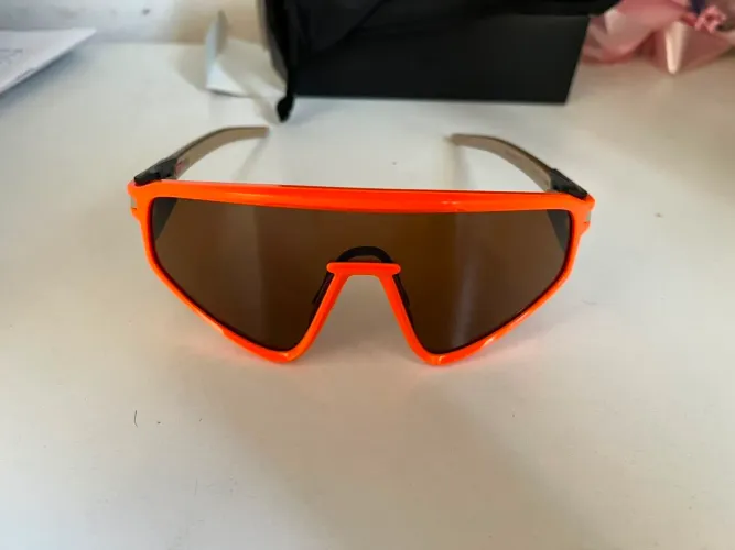 Óculos De Ciclismo Oakley Latch Panel Prizm Bronze