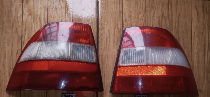 Par de lanternas originais do Vectra 97 ao 2005