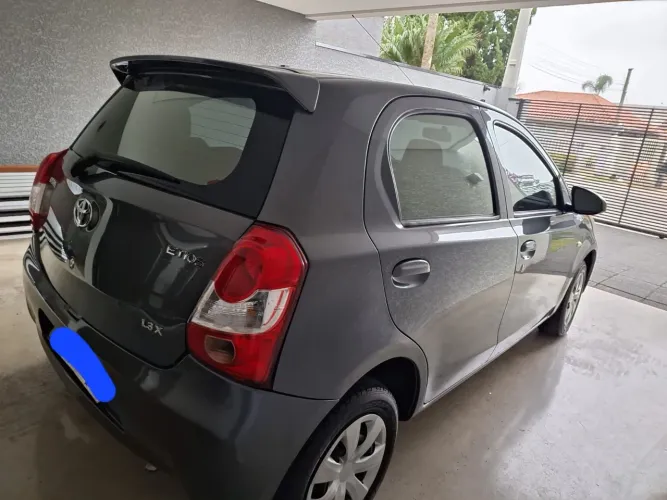 Toyota Etios X 1.3 Flex 16V 5P Mec. 2015