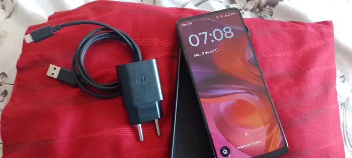 Moto G05 impecável