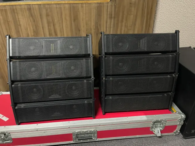 Kit 2 P.A Alto Falante Ativo Beta Three R4/R8 600w Line Array