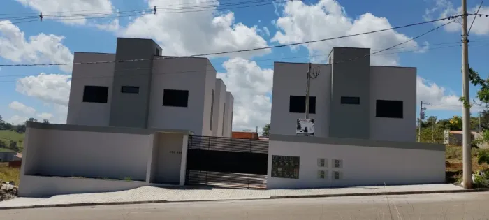 Casas Condomínio