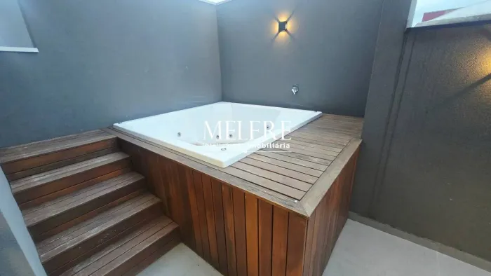 Sobrado com 3 dormitórios à venda, 145 m² por R$ 800.000,00 - Boqueirão - Curitiba/PR