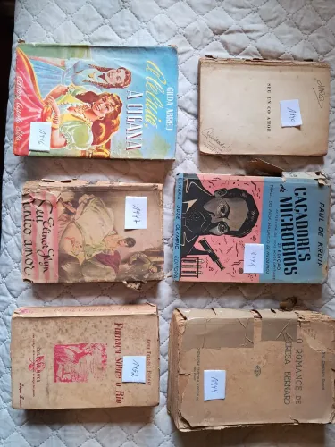 CONJUNTO DE 06 LIVROS ANTIGOS