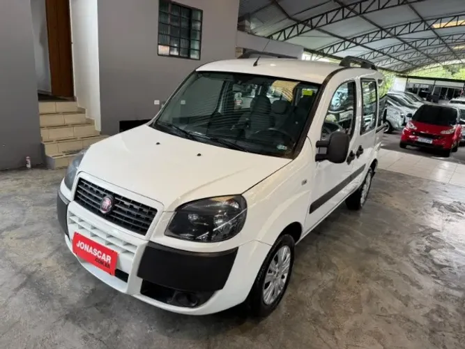 Fiat Doblo Essence 1.8 Flex 16V 5P 2020
