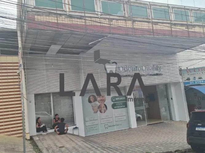 Sala Comercial para Alugar em Betim (Centro)  210 m², 15 ambientes, 2 banheiros