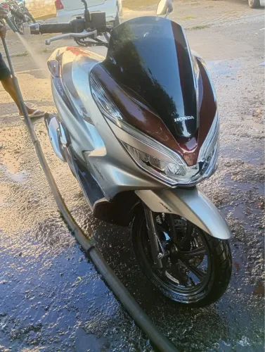 Moto Honda PCX DLX