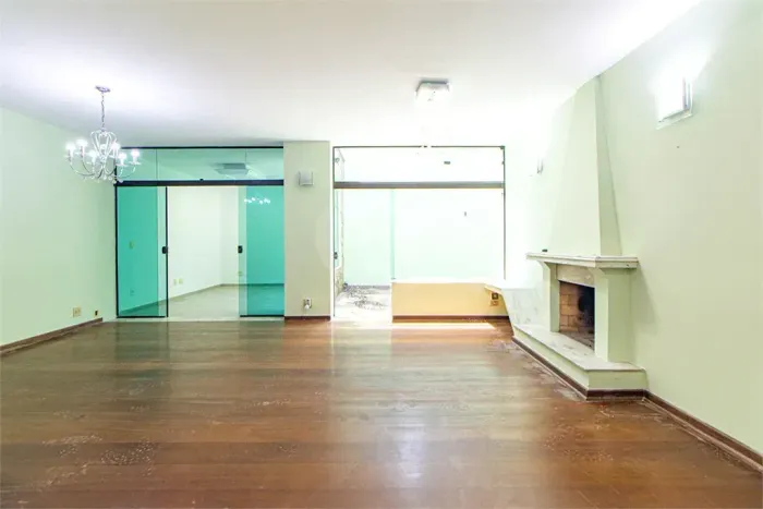 Casa à venda e locação na Vila Madalena