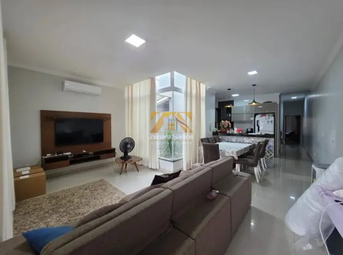Casa com 3 Quartos à Venda, Plano Diretor Sul - Palmas