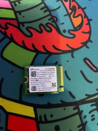 SSD SK hynix BC711 256GB, M.2 2230, NVMe, usado e 100% saudável.