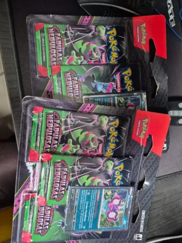Blister triplo de Fábulas Nebulosas Pokemon