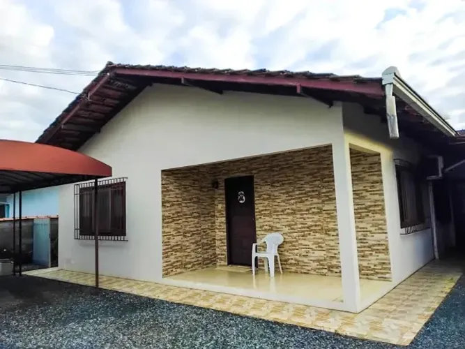 Vendo casa averbada com 3 quartos e 2 banheiros no Comasa