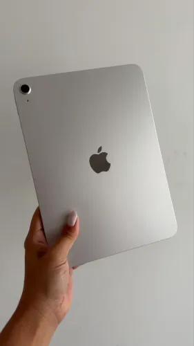 iPad 11 128gb silver