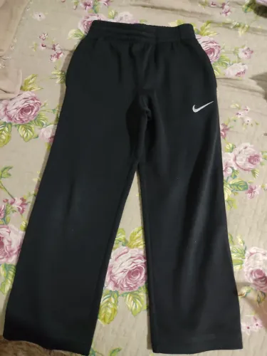 calça e moletom infantil Nike 