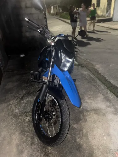 Bros 2018