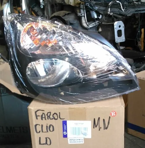 Farol clio máscara negra 
