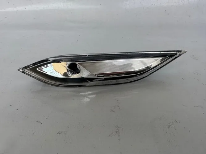 Pisca Lateral Direito Paralama Porsche Cayenne 2011 2012 2013 e 2014