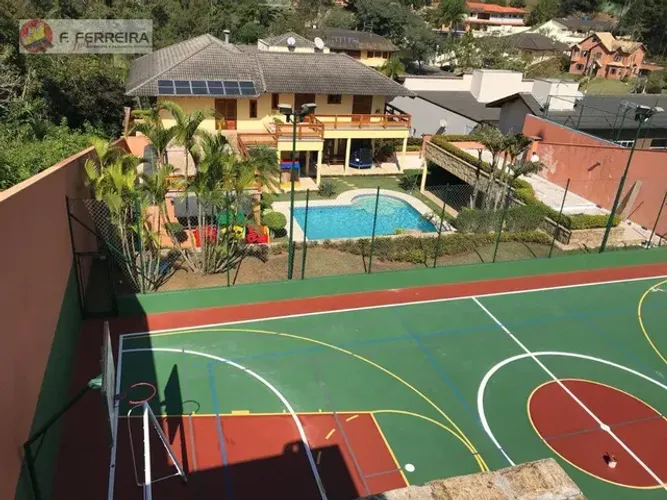 Sobrado alto padrão em condomínio fechado - Jardim Europa - Itapecerica da Serra/SP