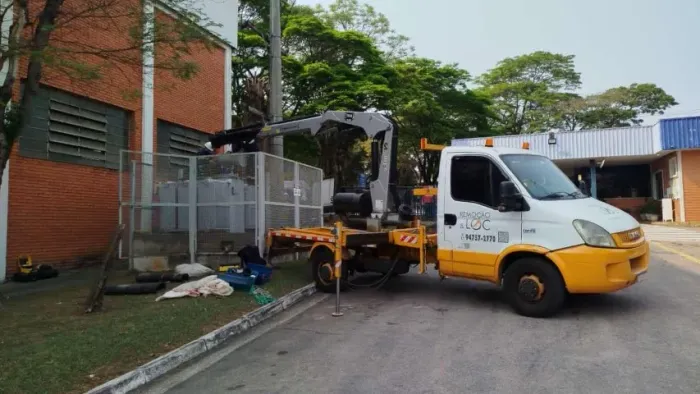 Caminhão munck, plataforma, cesto aéreo, mini munck, paleteiras