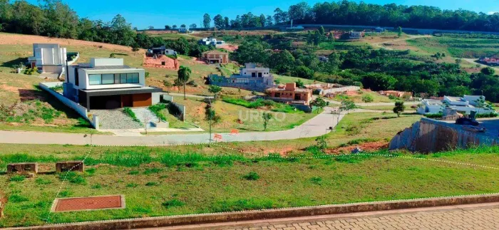 Terreno á Venda no Condomínio Arts Itatiba - Residencial Vale das Águas na Cidade de Itati