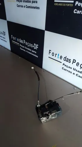 Fechadura Elétrica Dianteira Direita Do Astra Da Zafira 98/11