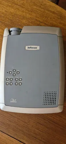 PROJETOR INFOCUS X2 1500 L + MALETA