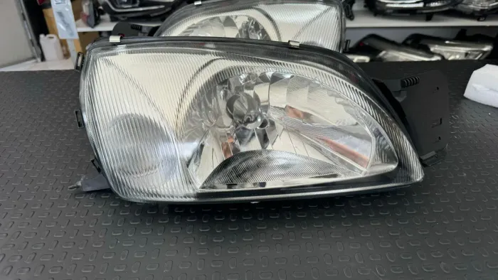 Farol Fiesta street/courier valor unitário 