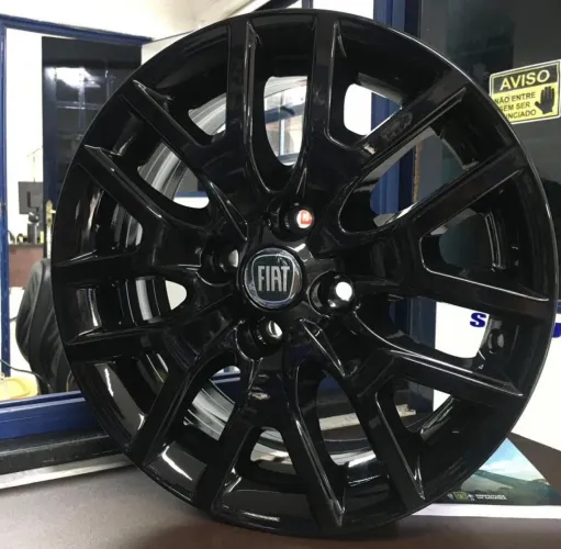 Rodas Fiat Black Piano aro 15 novas em até 10x de R$256,00 no cartão de crédito