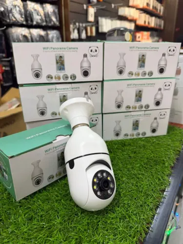 Câmera Lâmpada Giratória 360 Wifi Com Visão Noturna