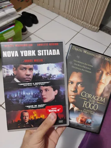 DVDs - Nova York Sitiada e Coragem sob Fogo