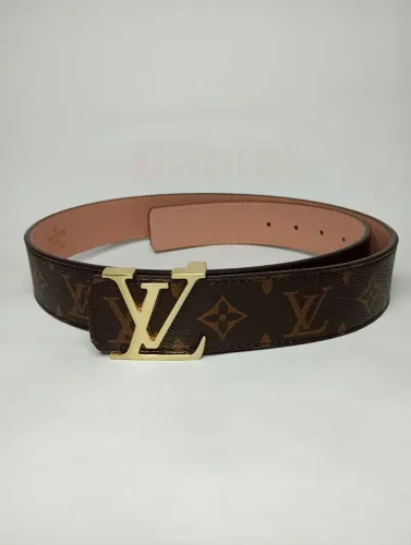 Cinto de couro Louis Vuitton Marrom 4cm 