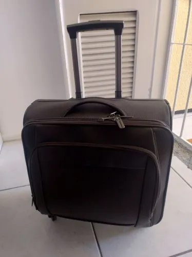 Mala carrinho representante 