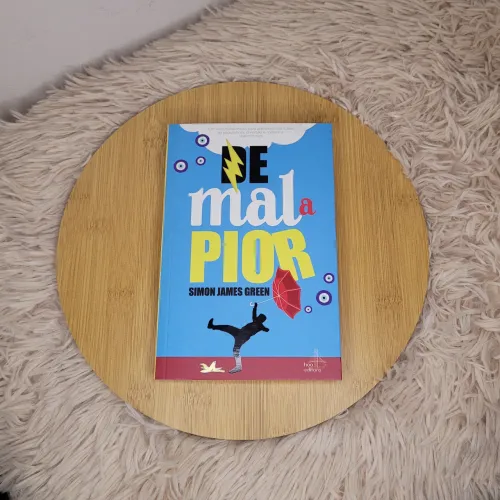 De Mal a Pior (Simon James Green)