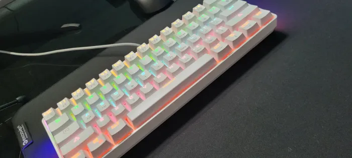 Teclado Gamer Mecânico MK61 Switch Red - Branco (novo)