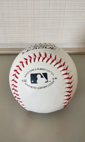 Bola Oficial de Beisebol - Major League Baseball