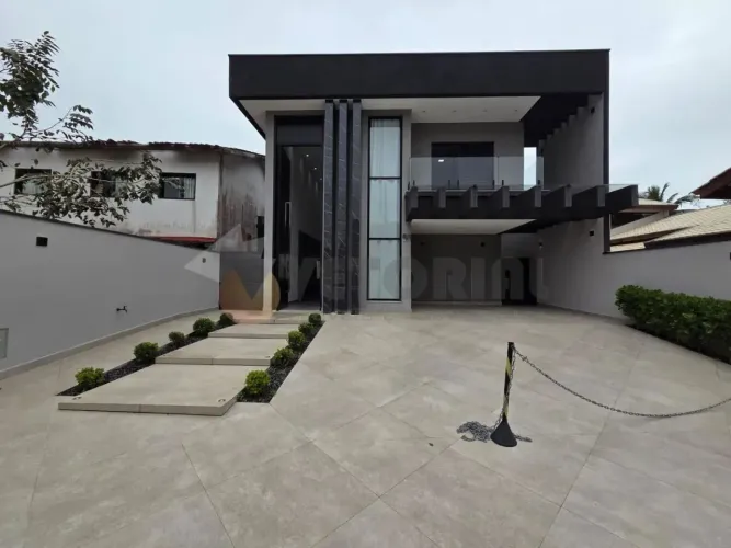 Sobrado com 3 dormitórios à venda, 288 m² por R$ 1.900.000,00 - Massaguaçu - Caraguatatuba