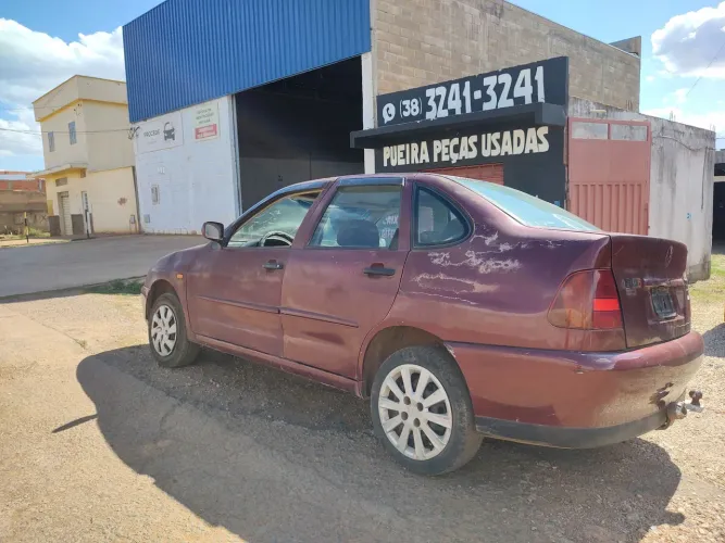 Polo sucata retirada de peças 