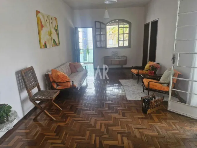 Casa à venda, 5 quartos, 2 suítes, 6 vagas, Nova Suíssa - Belo Horizonte/MG