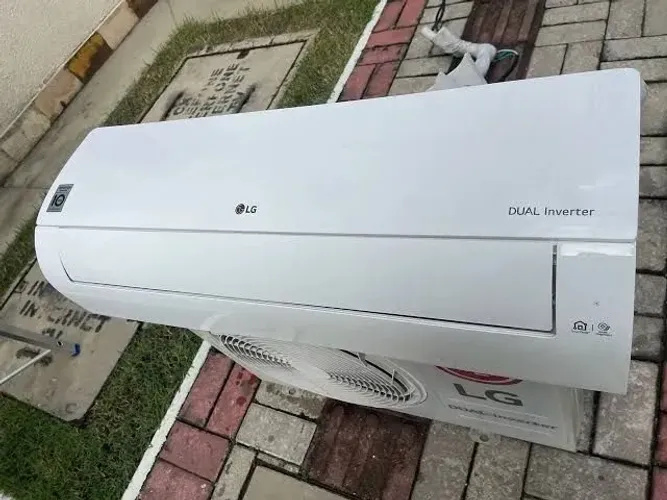 SPLIT 09MIL BTUS DUAL INVERTER