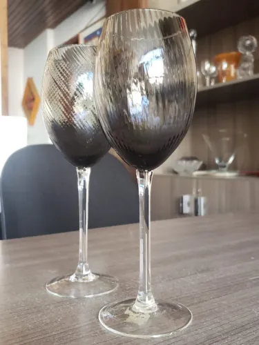CONJUNTO DE 2 TAÇAS AGUA FUME DETALHADA NA SUA ESPESSURA 120,0