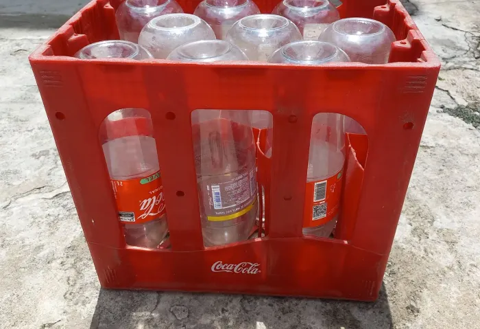 Engradado refrigerante coca cola retornável fanta 2 litro fanta uva cocancola zero açúcar 