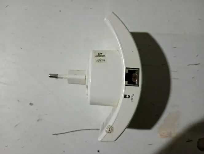 Repetidor de Sinal Wi-Fi Lee Eletrônicos