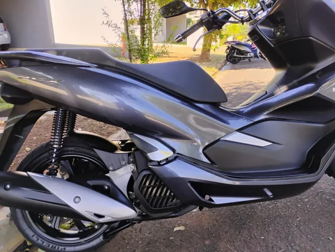 PCX 150cc  UNICA DONA BAIXO KM (IMPECAVEL)