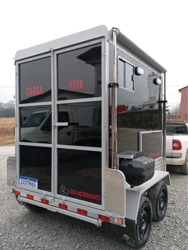 Carretinha para cavalos