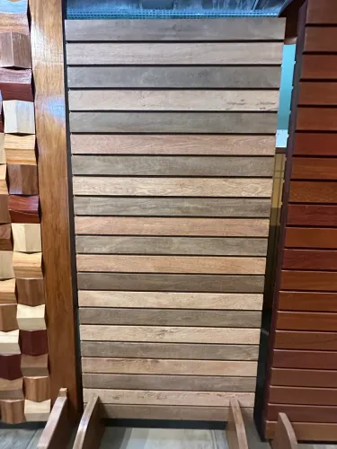 Porta Sucupira e Angelim maciça 2.10x1.00 artesanal peça única