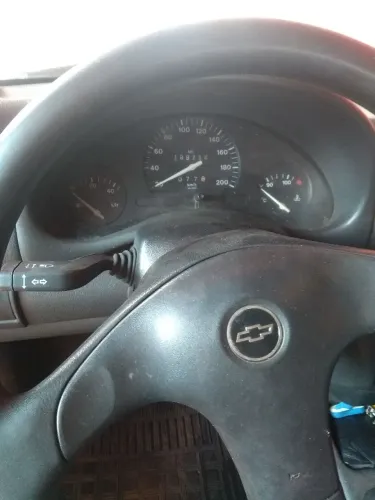 Chevrolet Corsa Super 1.0 MPFI / 2P E 4P 1997